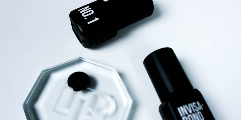 Black Eyelash Glue vs Clear Lash Glue The Lash Professional